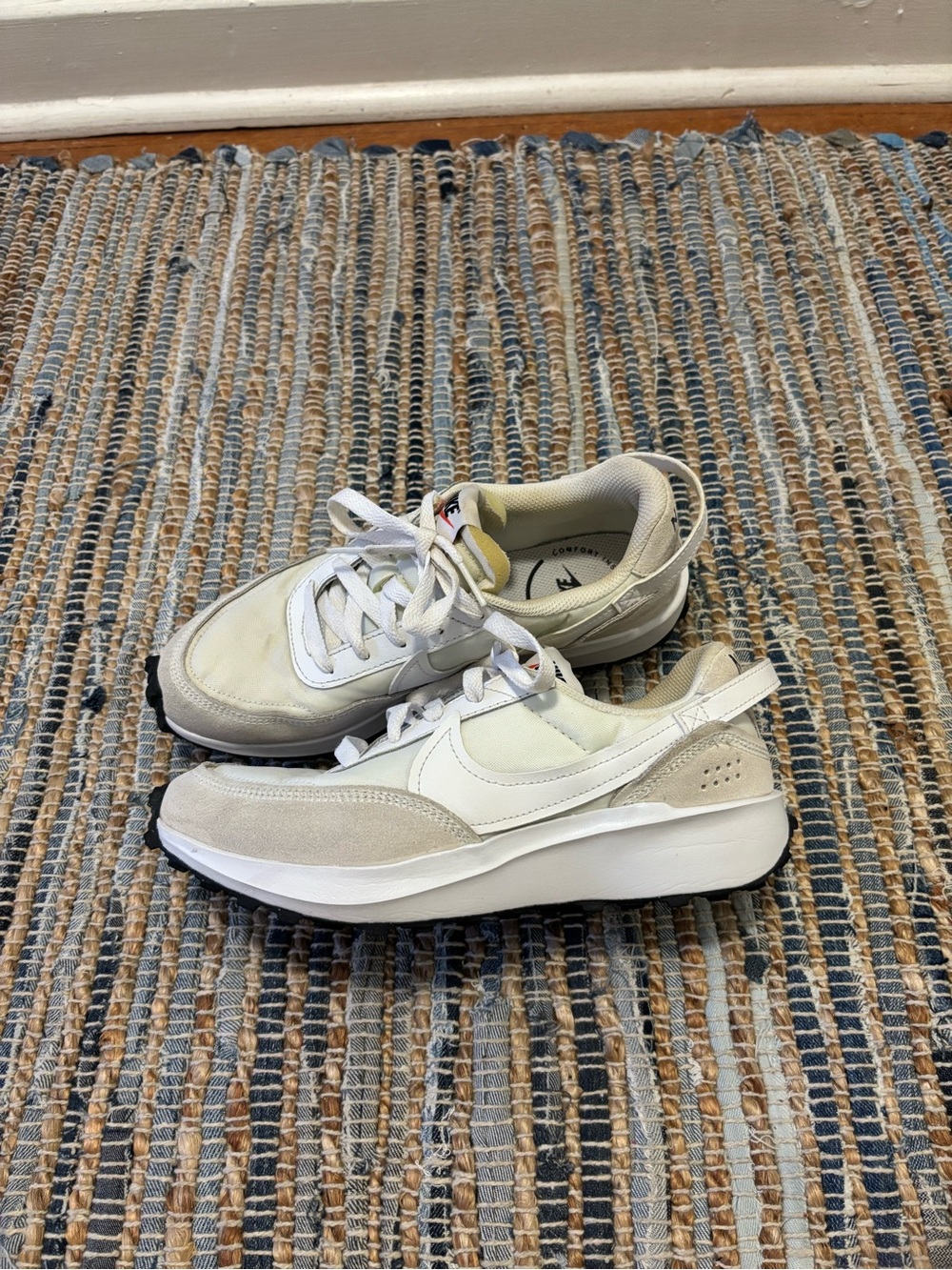 Nike Cream and White Retro Runner Sneakers Waffle Debut Women's Shoes